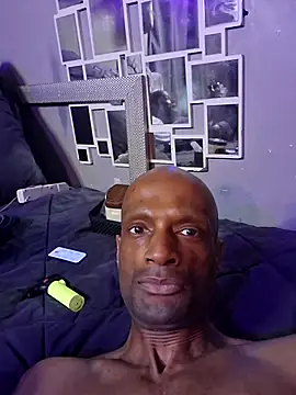 Snapshot of dreski86 chatting on 30, 10, 2025 dreski86 online show from 30, 10, 2025