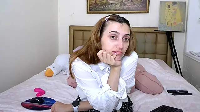 Snapshot of Iren chatting on 8, 7, 2026 Iren online show from 8, 7, 2026