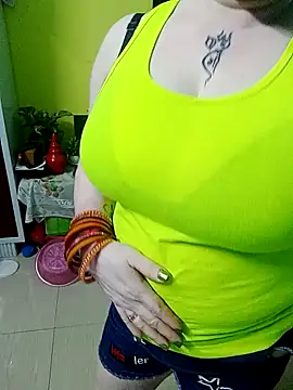 Snapshot of Raja_Ranii chatting on 5, 2, 2025 Raja Ranii online show from 5, 2, 2025