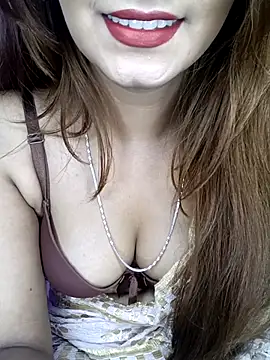 Snapshot of Diamond_queeen chatting on 9, 10, 2025 Diamond queeen online show from 9, 10, 2025