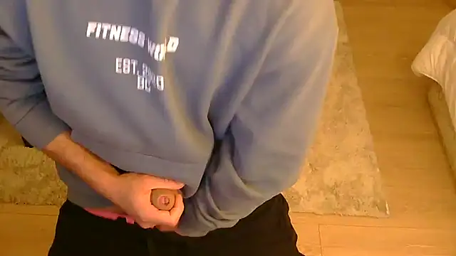 Snapshot of GymBoyVan chatting on 13, 1, 2025 GymBoyVan online show from 13, 1, 2025