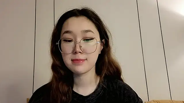 Jennatyan online show from 25, 6, 2026
