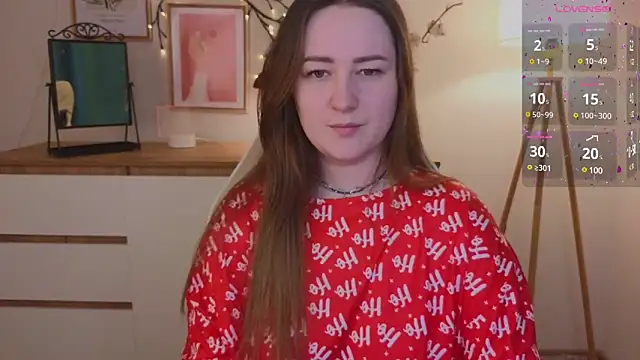 Emma B1uem online show from 17, 12, 2024