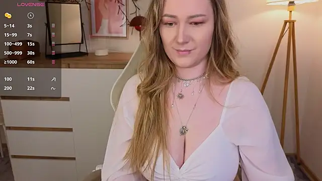 Emma B1uem online show from 7, 2, 2025