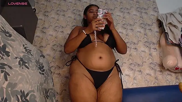 Snapshot of LaCrespaHerrera chatting on 10, 10, 2025 LaCrespaHerrera online show from 10, 10, 2025