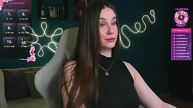 Snapshot of katie_taylorr chatting on 15, 10, 2025 katie taylorr online show from 15, 10, 2025