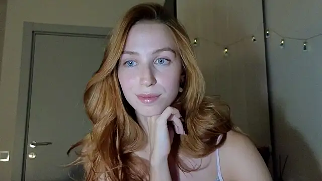 Snapshot of Mary_Av chatting on 21, 9, 2025 Mary Av online show from 21, 9, 2025