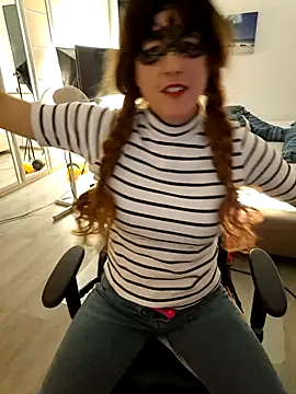 Snapshot of Hexe12346 chatting on 10, 11, 2025 Hexe12346 online show from 10, 11, 2025