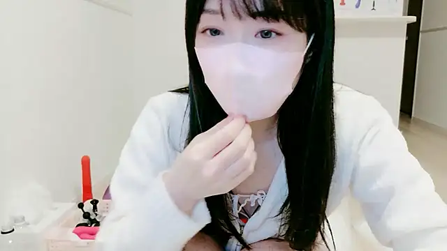 Snapshot of IORio2 chatting on 7, 11, 2025 IORio2 online show from 7, 11, 2025