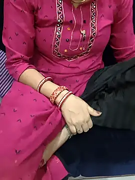 kaveerpooja947 online show from 6, 5, 2026