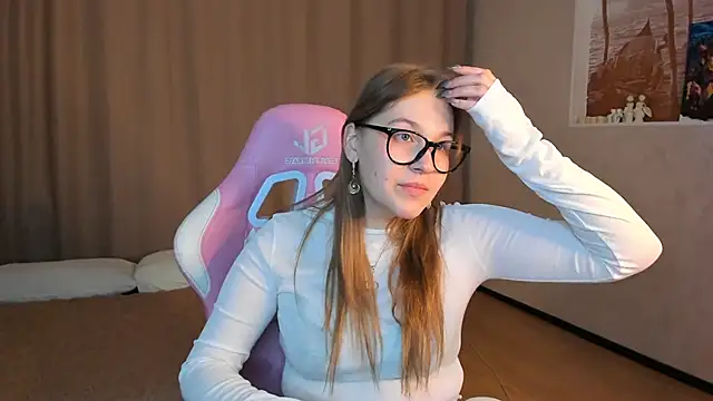 Snapshot of Colleen_Blake chatting on 29, 9, 2025 Colleen Blake online show from 29, 9, 2025