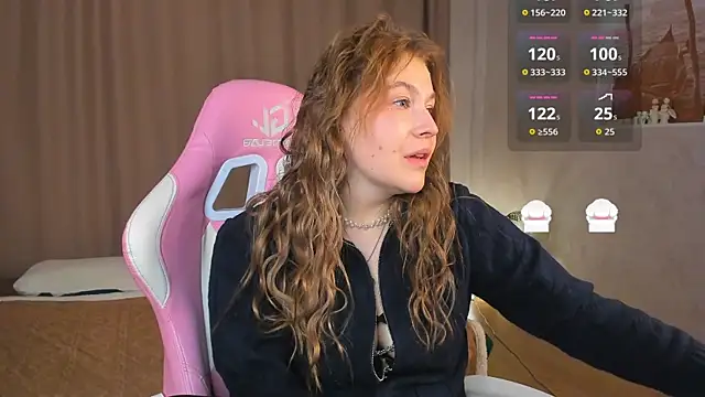 Snapshot of Colleen_Blake chatting on 6, 10, 2025 Colleen Blake online show from 6, 10, 2025