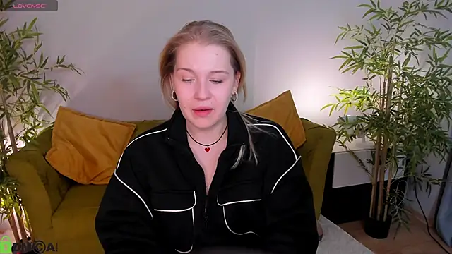 Colleen Blake online show from 20, 5, 2026
