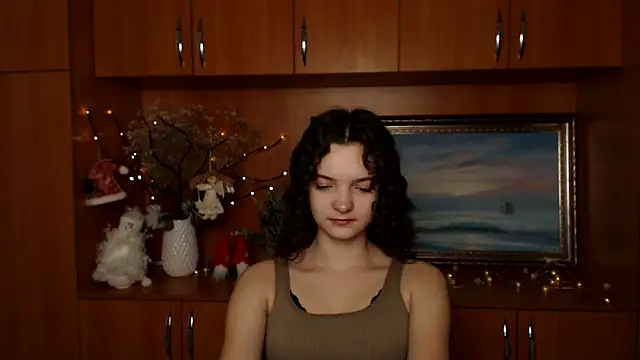  SusieSu  online show from 20, 12, 2024