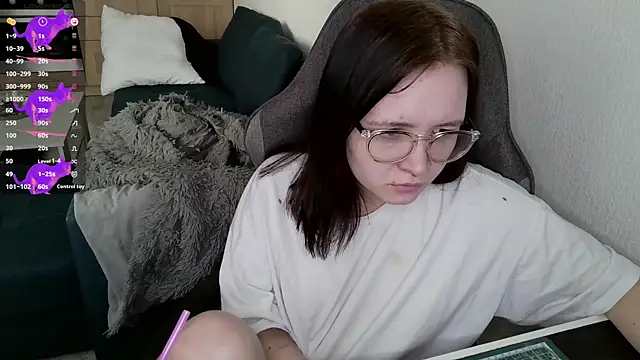 Snapshot of crashtest_13 chatting on 24, 12, 2024 crashtest 13 online show from 24, 12, 2024