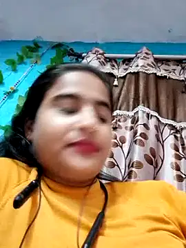 Snapshot of Cute-Nilam chatting on 10, 1, 2025 Cute-Nilam online show from 10, 1, 2025