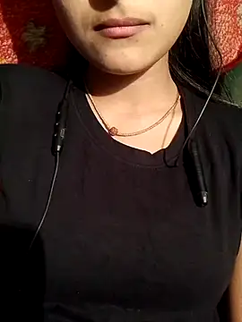 Snapshot of Cute-Nilam chatting on 17, 1, 2025 Cute-Nilam online show from 17, 1, 2025