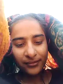 Snapshot of Cute-Nilam chatting on 3, 2, 2025 Cute-Nilam online show from 3, 2, 2025