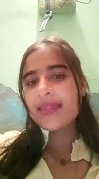 Snapshot of Cute-Nilam chatting on 19, 2, 2025 Cute-Nilam online show from 19, 2, 2025