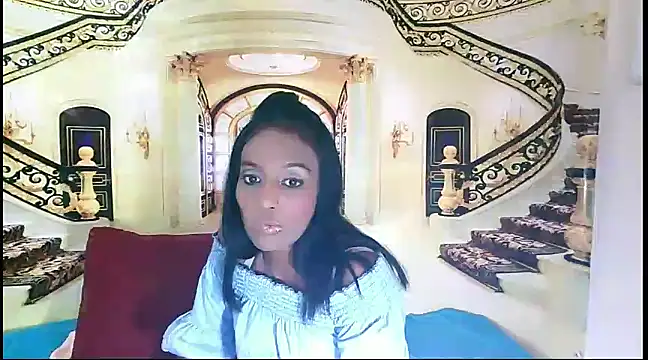 Snapshot of IndianLoveBug chatting on 10, 12, 2024 IndianLoveBug online show from 10, 12, 2024