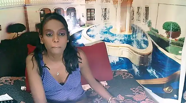 Snapshot of IndianLoveBug chatting on 15, 12, 2024 IndianLoveBug online show from 15, 12, 2024