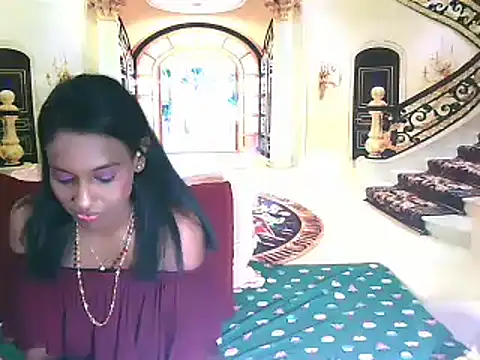 Snapshot of IndianLoveBug chatting on 27, 12, 2024 IndianLoveBug online show from 27, 12, 2024