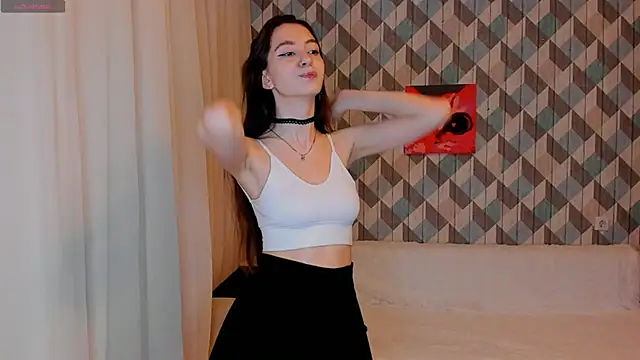 EvaBradley online show from 30, 1, 2025