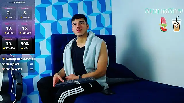 Snapshot of jeisonstark chatting on 5, 1, 2025 jeisonstark online show from 5, 1, 2025