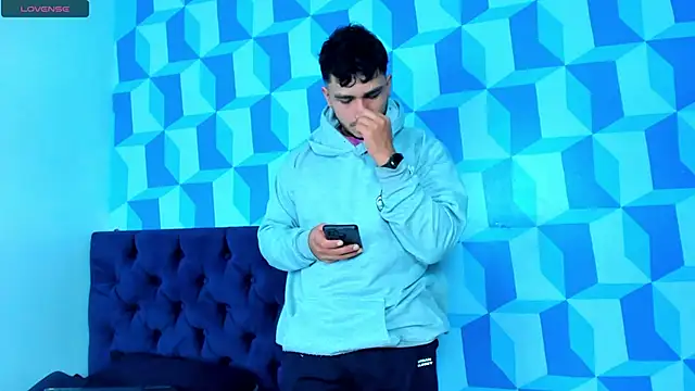 Snapshot of jeisonstark chatting on 14, 2, 2025 jeisonstark online show from 14, 2, 2025