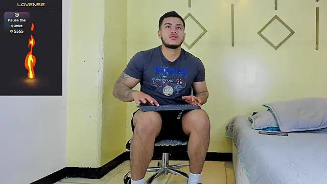 Snapshot of jeisonstark chatting on 11, 10, 2025 jeisonstark online show from 11, 10, 2025