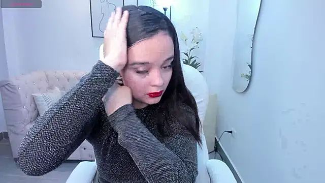 Bella-hadiid online show from 12, 1, 2025