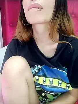 Snapshot of ReiLyMalkova chatting on 8, 2, 2025 ReiLyMalkova online show from 8, 2, 2025