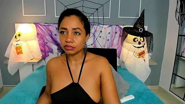 Kamila-Kane online show from 28, 10, 2025