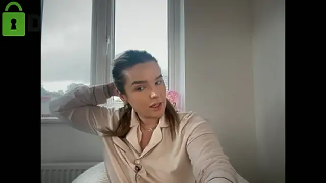 maisiesmithx online show from 6, 2, 2026