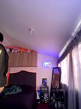 Snapshot of sue___0 chatting on 6, 11, 2025 sue 0 online show from 6, 11, 2025