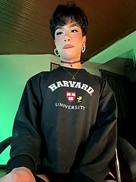 Snapshot of sue___0 chatting on 22, 11, 2025 sue 0 online show from 22, 11, 2025