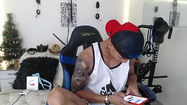 Snapshot of Leonard_Price chatting on 31, 1, 2025 Leonard Price online show from 31, 1, 2025