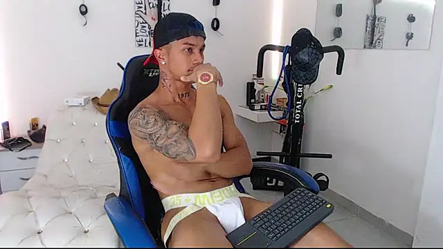 Snapshot of Leonard_Price chatting on 18, 3, 2025 Leonard Price online show from 18, 3, 2025