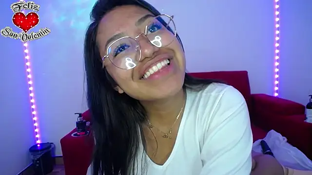 Snapshot of ricura_mily chatting on 20, 2, 2025 ricura mily online show from 20, 2, 2025