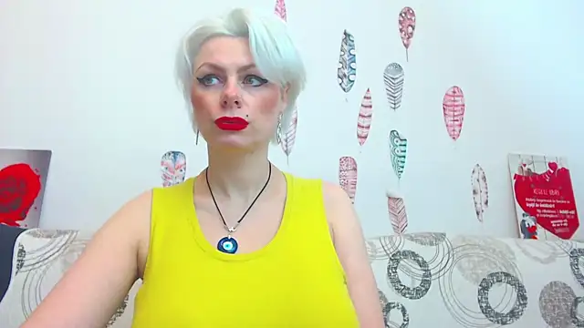 Snapshot of ForeverBarbie_ chatting on 14, 2, 2026 ForeverBarbie online show from 14, 2, 2026