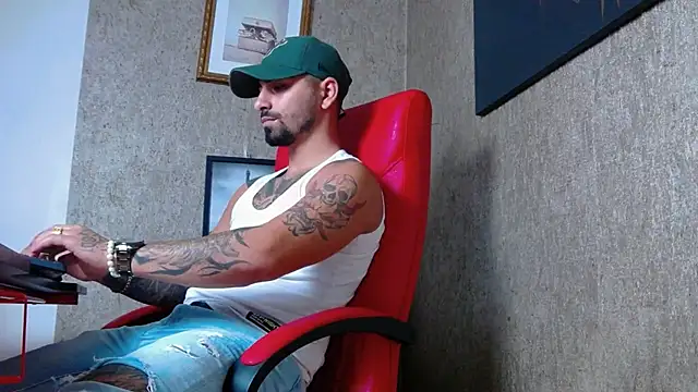 NigelBoydXXX online show from 12, 1, 2025