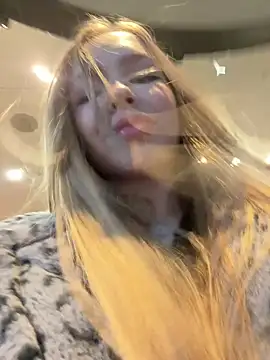 Snapshot of mur_girl chatting on 10, 12, 2024 mur girl online show from 10, 12, 2024