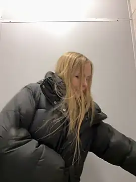 Snapshot of mur_girl chatting on 23, 12, 2024 mur girl online show from 23, 12, 2024