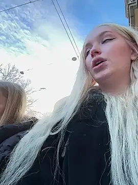 Snapshot of mur_girl chatting on 4, 1, 2025 mur girl online show from 4, 1, 2025