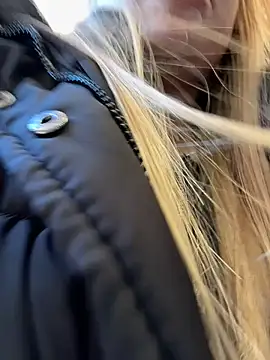 Snapshot of mur_girl chatting on 7, 2, 2025 mur girl online show from 7, 2, 2025