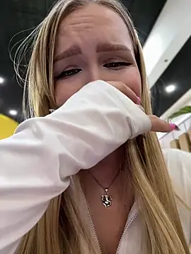 Snapshot of mur_girl chatting on 16, 2, 2025 mur girl online show from 16, 2, 2025