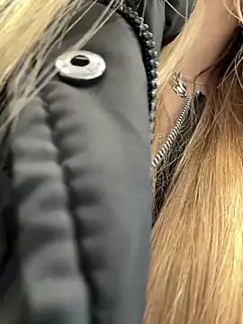 Snapshot of mur_girl chatting on 19, 2, 2025 mur girl online show from 19, 2, 2025