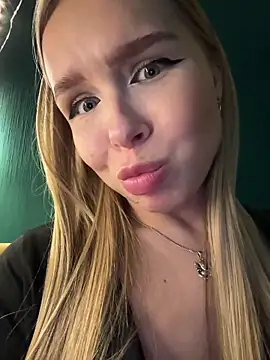 Snapshot of mur_girl chatting on 19, 2, 2025 mur girl online show from 19, 2, 2025