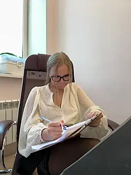 Snapshot of mur_girl chatting on 20, 2, 2025 mur girl online show from 20, 2, 2025