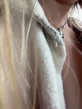 Snapshot of mur_girl chatting on 14, 9, 2025 mur girl online show from 14, 9, 2025